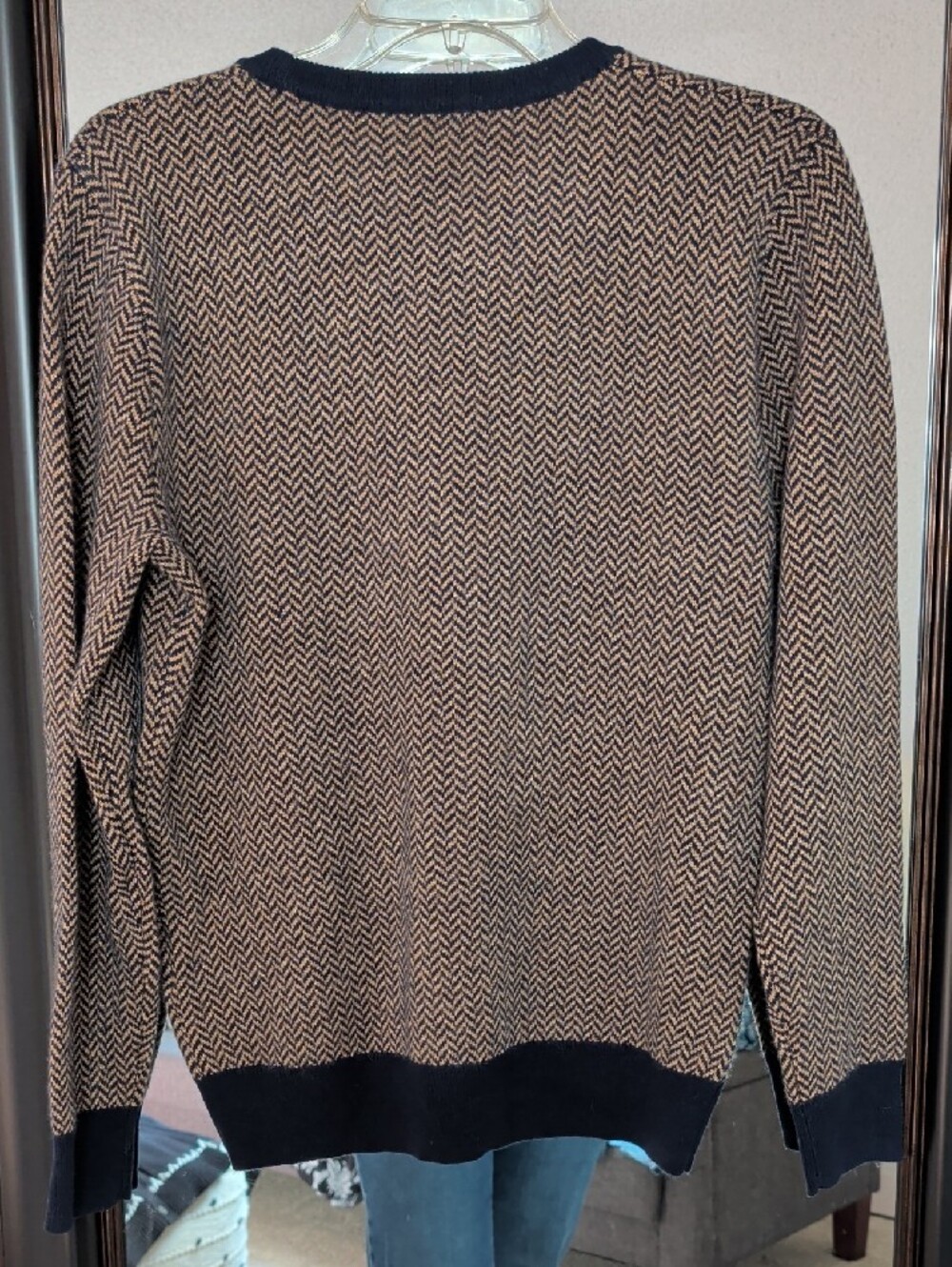 J. Crew 100% Cashmere Crewneck Sweater in Navy and Tan Herringbone - Picture 6 of 9